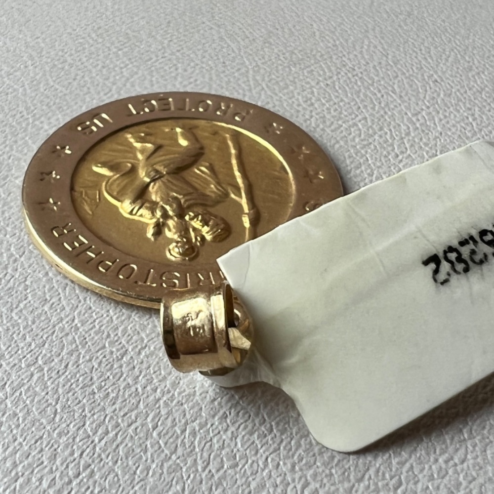 Solid 14k Yellow Gold Large Saint Christopher Pen… - image 5